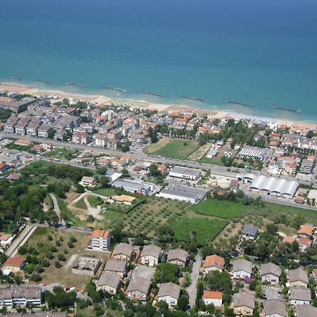 Apartament Holiday Dreams Francavilla Al Mare Zewnętrze zdjęcie