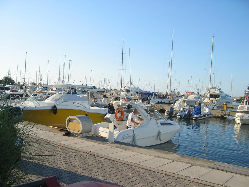 Apartament Holiday Dreams Francavilla Al Mare Zewnętrze zdjęcie