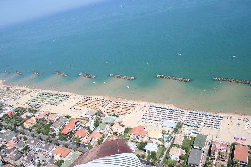 Apartament Holiday Dreams Francavilla Al Mare Zewnętrze zdjęcie