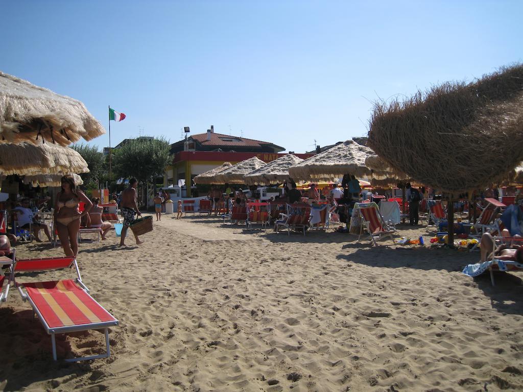 Apartament Holiday Dreams Francavilla Al Mare Zewnętrze zdjęcie